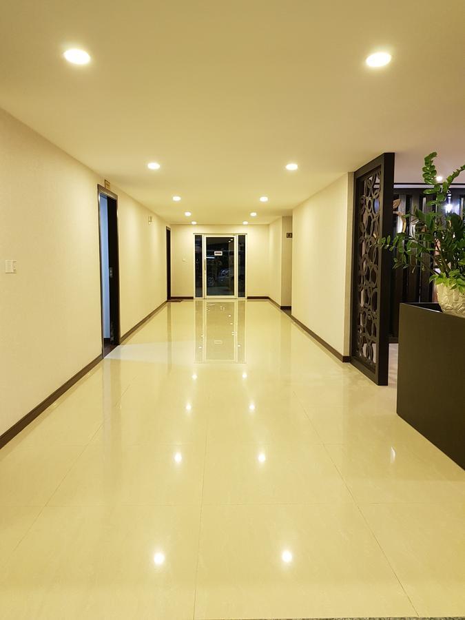 Golden Apple Hotel - Airport Phnom Penh Exteriör bild