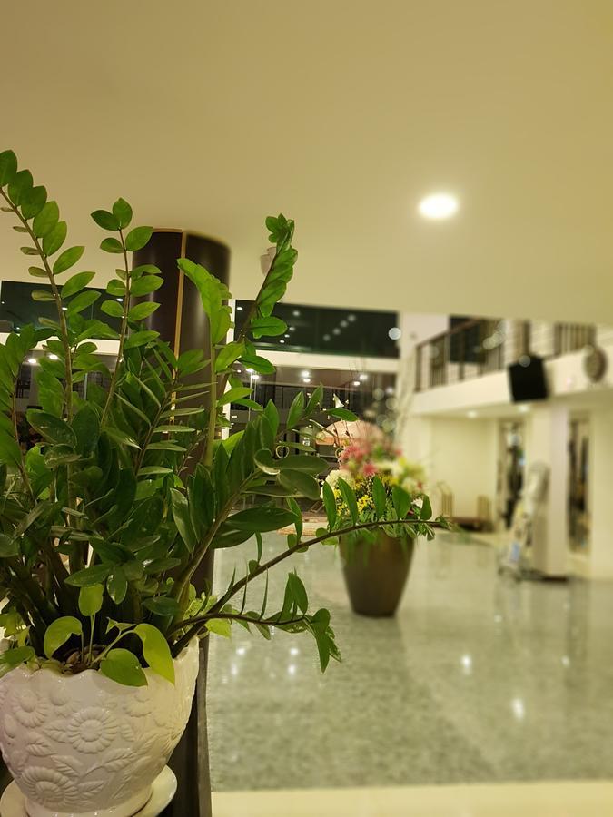 Golden Apple Hotel - Airport Phnom Penh Exteriör bild